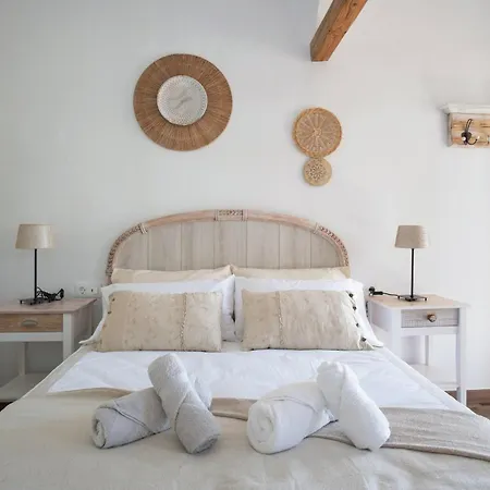 Golondrinas Tatil Evi *